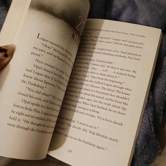 NEW YORK'S BESTSELLER "THE DARK DEEP" Softback Book - Picture 5 of 7